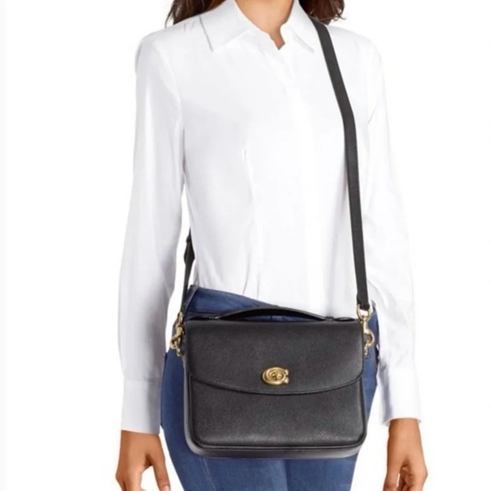 Coach Cassie Black Pebble Leather Top Handle Crossbody Messenger Turn-lock Bag
